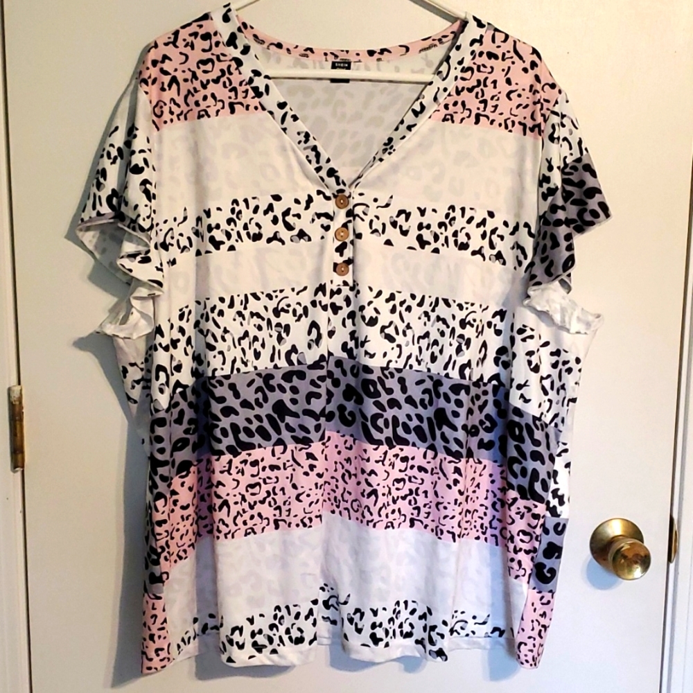 Shien curve women's 4XL striped leapord print V-neck T-shirt